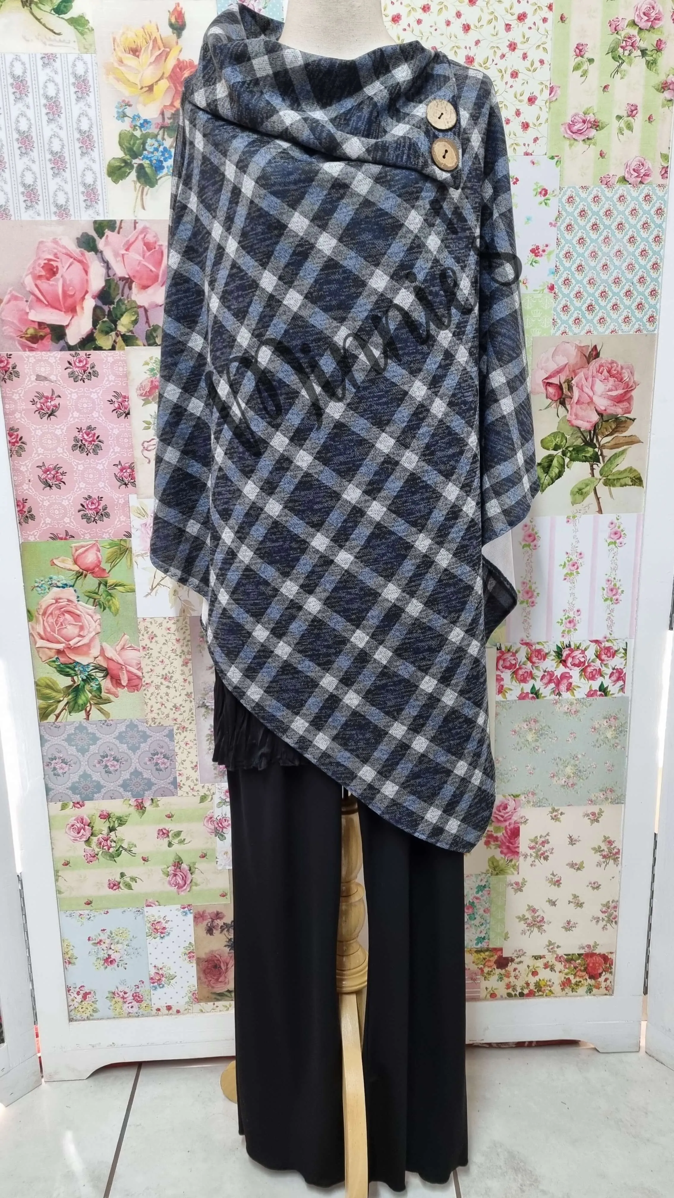 Blue Check Poncho LR0181